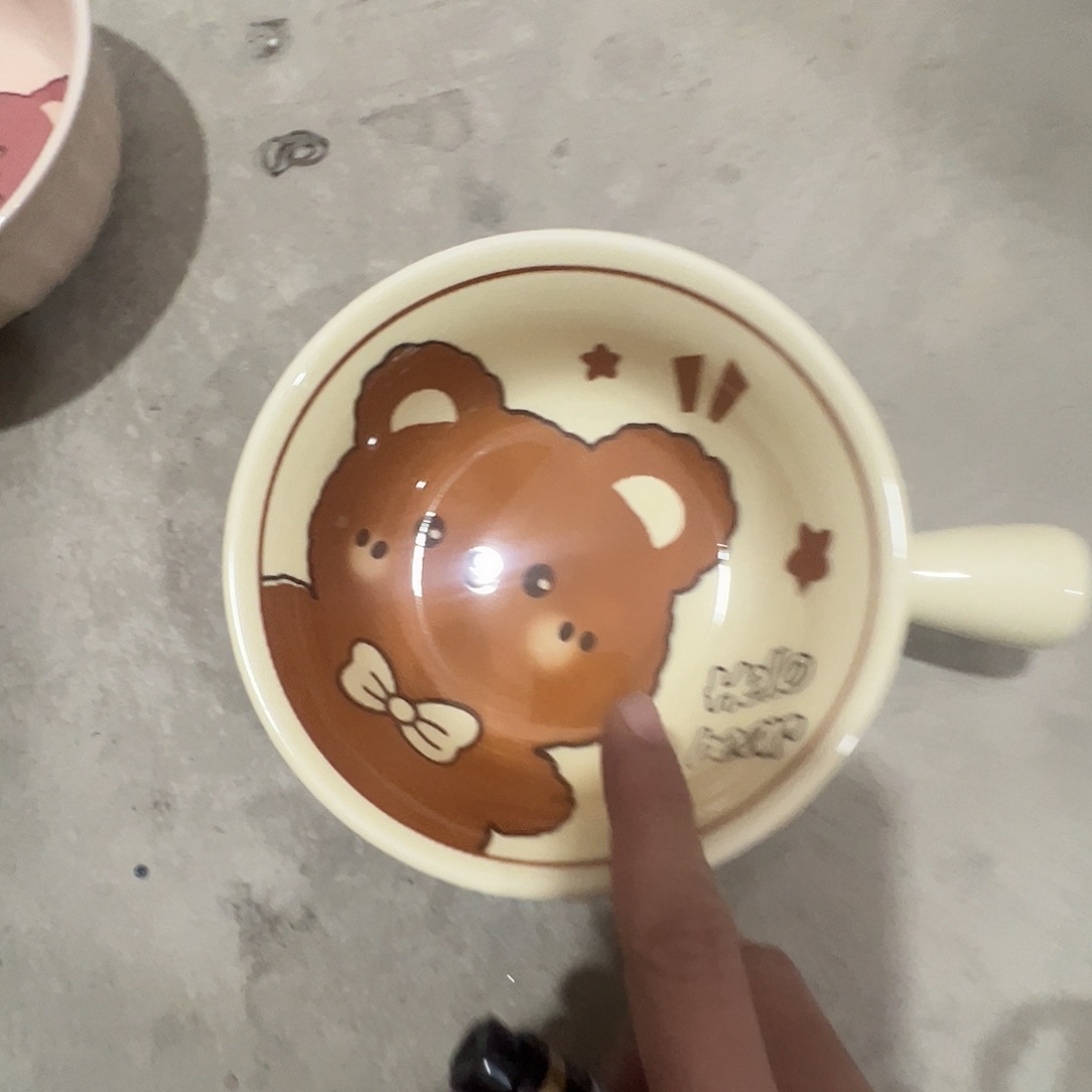瓷黄色小熊手柄碗1个