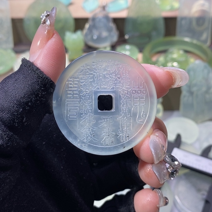 岫玉吊坠未镶嵌吊坠