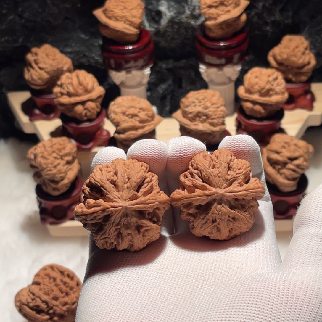 执***念吊坠文玩核桃全品球形大粗筋核桃尺寸44