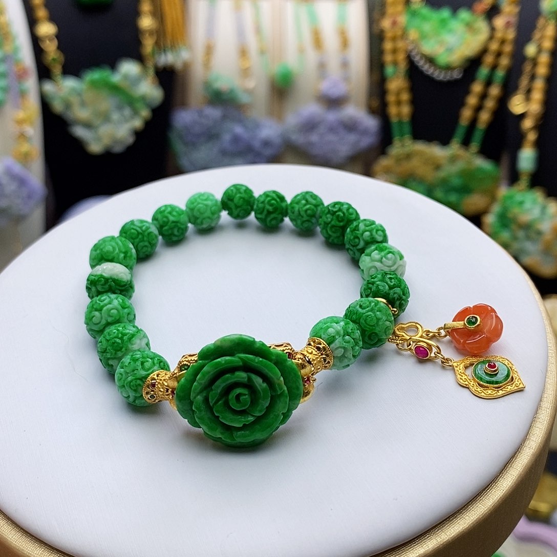 翡翠手链未镶嵌天然