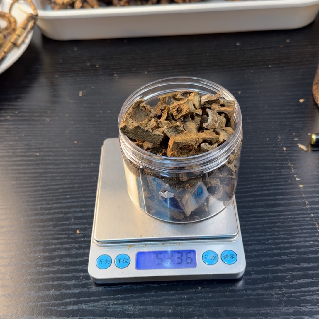 线香奇楠虫漏53.3克边角料