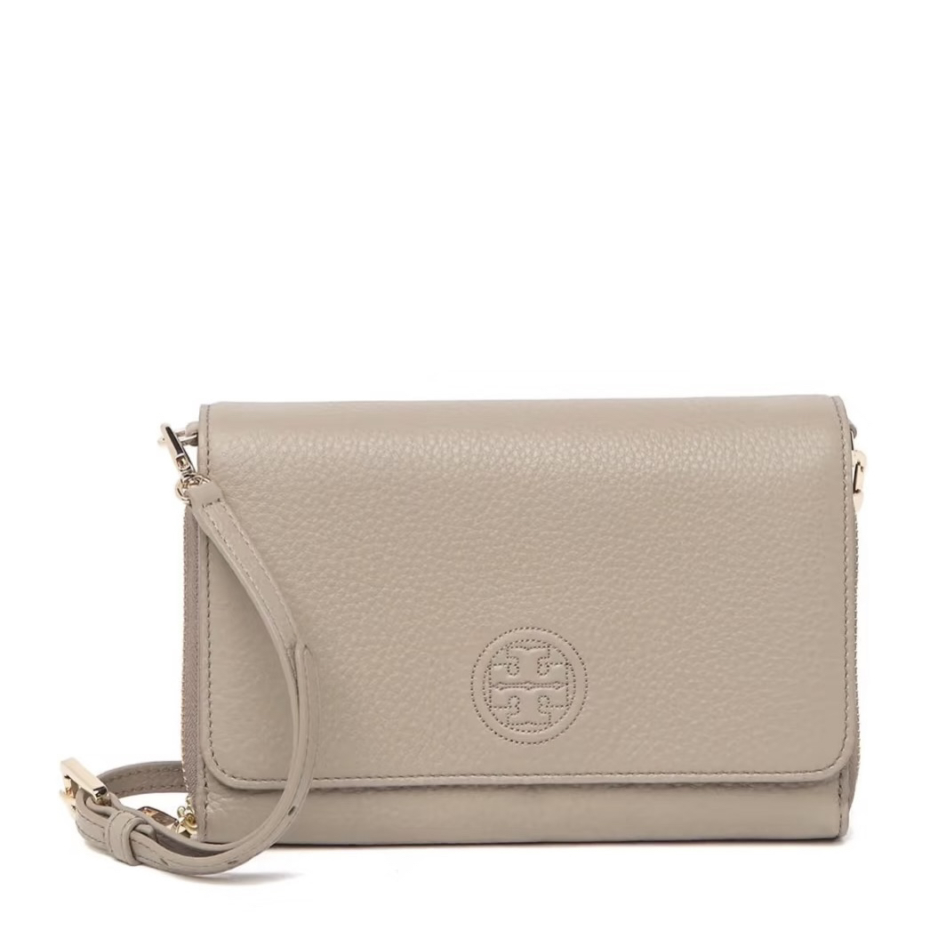95新 TORY BURCH/汤丽柏琦 奶茶色斜挎包/113053
