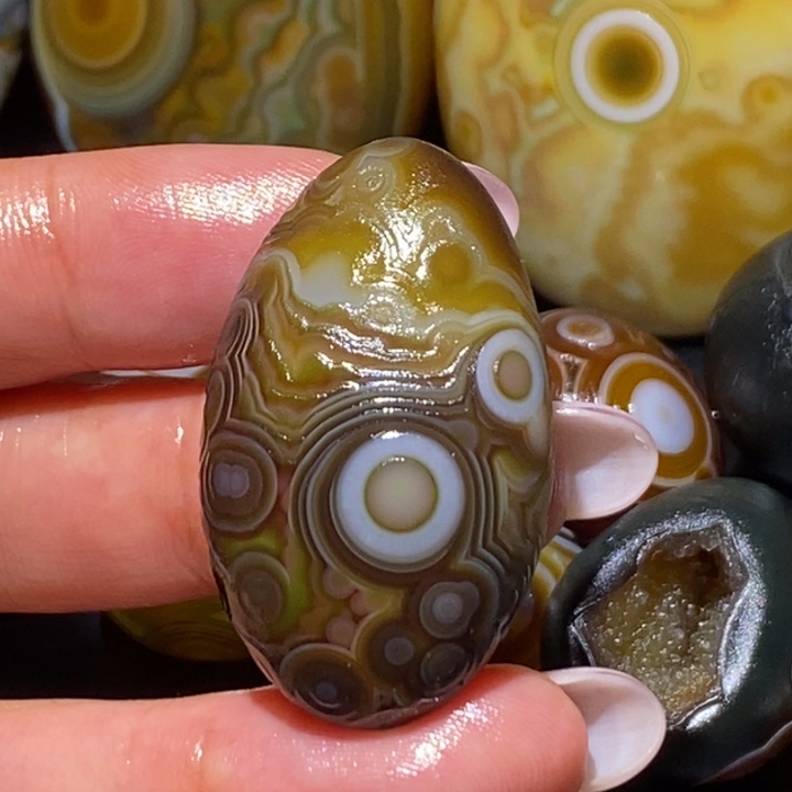 玛瑙/玉髓未镶嵌珠宝奇石10