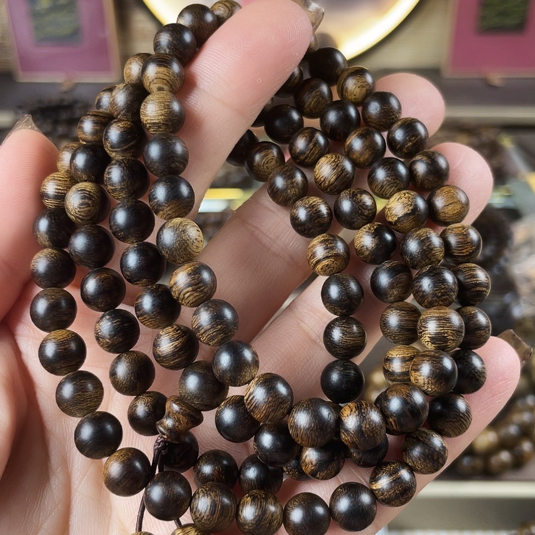 立***空手串沉香越南芽庄老白棋玉化老料瘤疤虎斑0.7×108