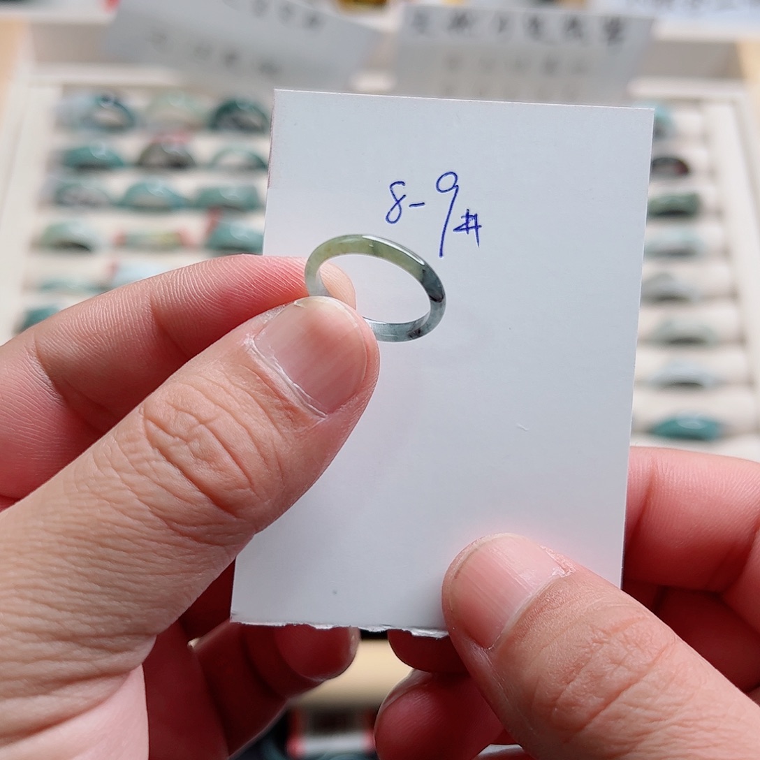 翡翠未镶嵌戒指翡翠