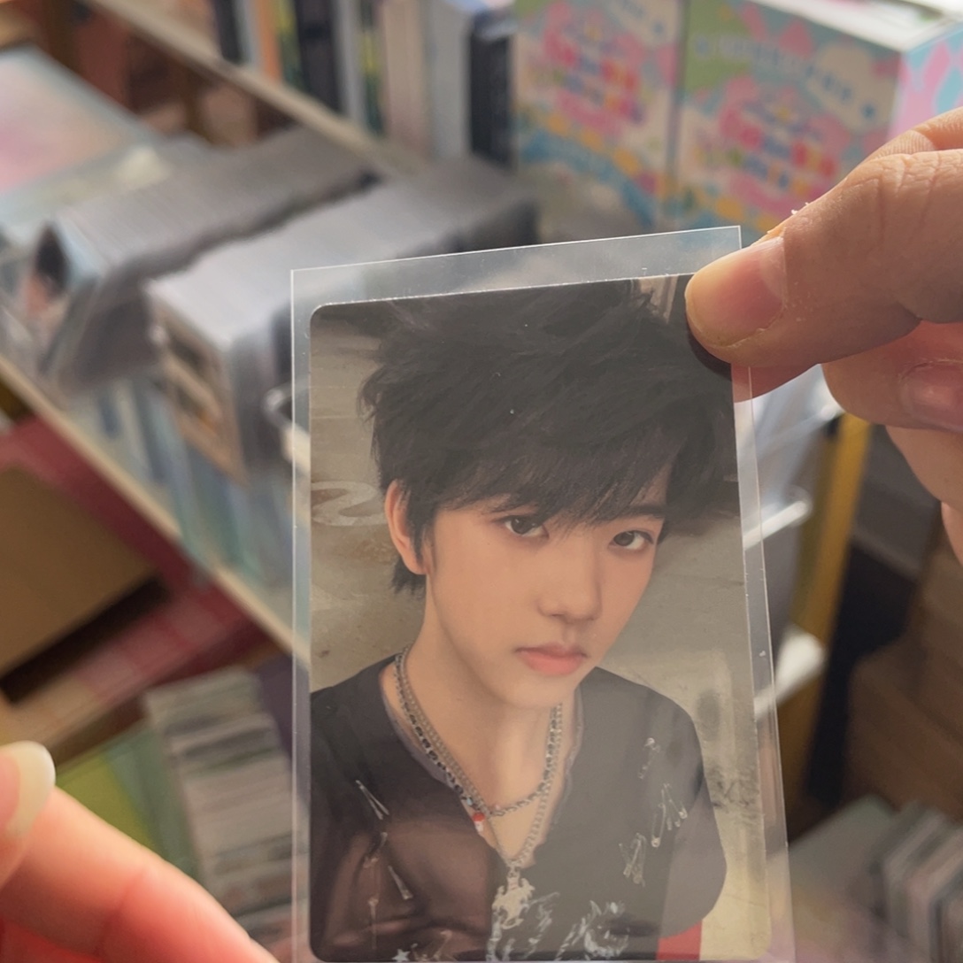 张函瑞怼脸12号小卡未绑