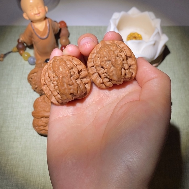 文玩核桃吊坠35全品野狼