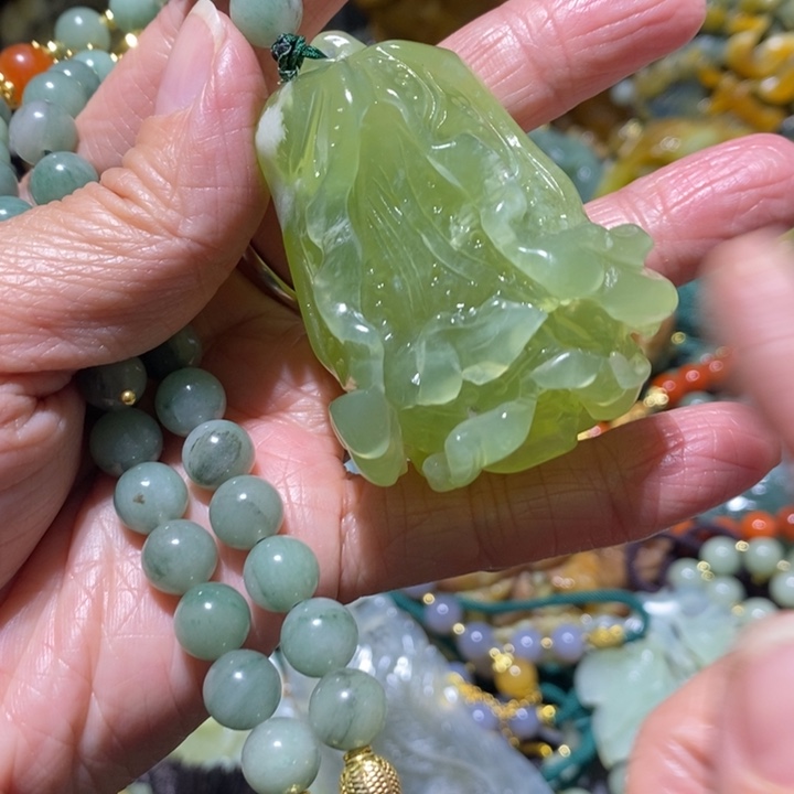 岫玉岫玉吊坠未镶嵌