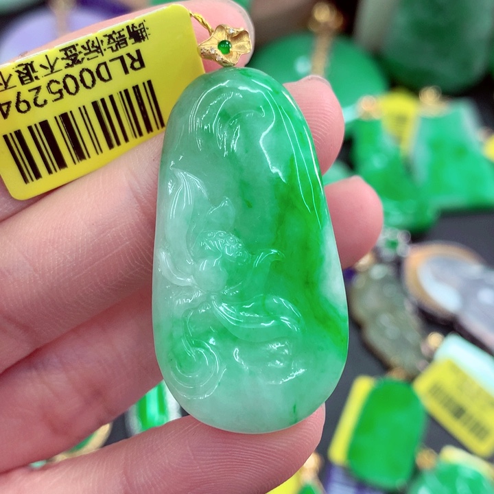 翡翠18K金镶嵌吊坠(不含链)