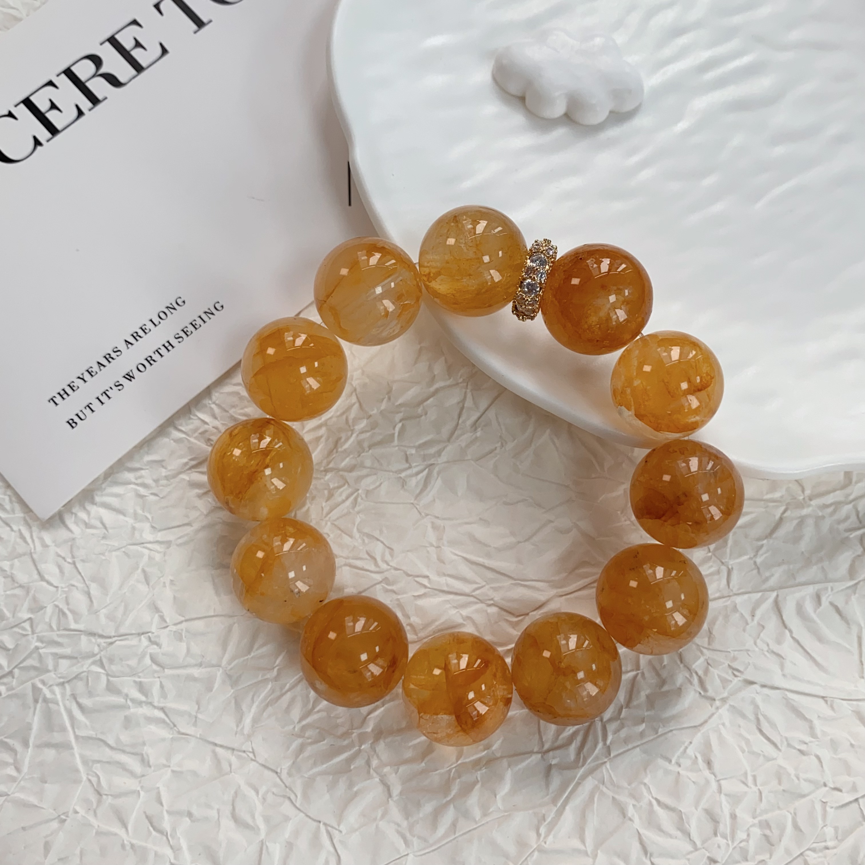 带皮黄胶花轻奢简约送礼女款时尚手串原创设计ZDYSJ00442