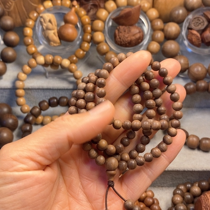 檀香木手串/手链老山檀奶香味.6黑肉瑕疵