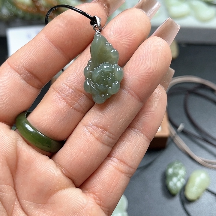 【闪购商品】和田玉颈饰未镶嵌