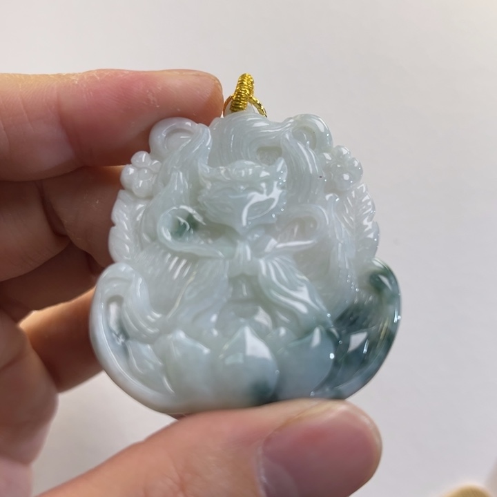 翡翠吊坠(赠链)未镶嵌代编织