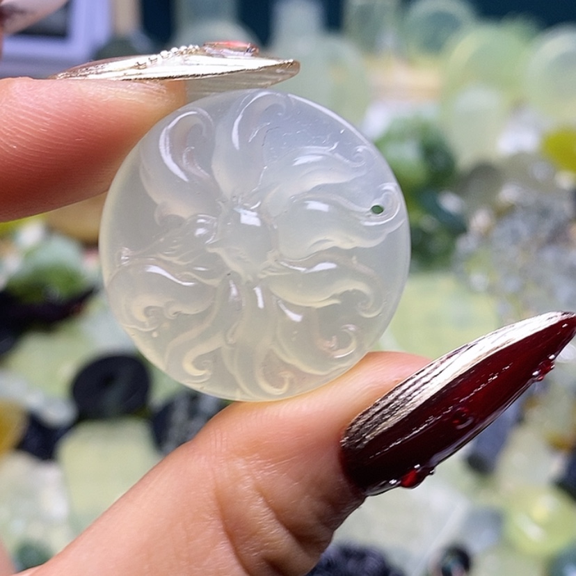 【闪购商品】蛇纹石玉颈饰未镶嵌