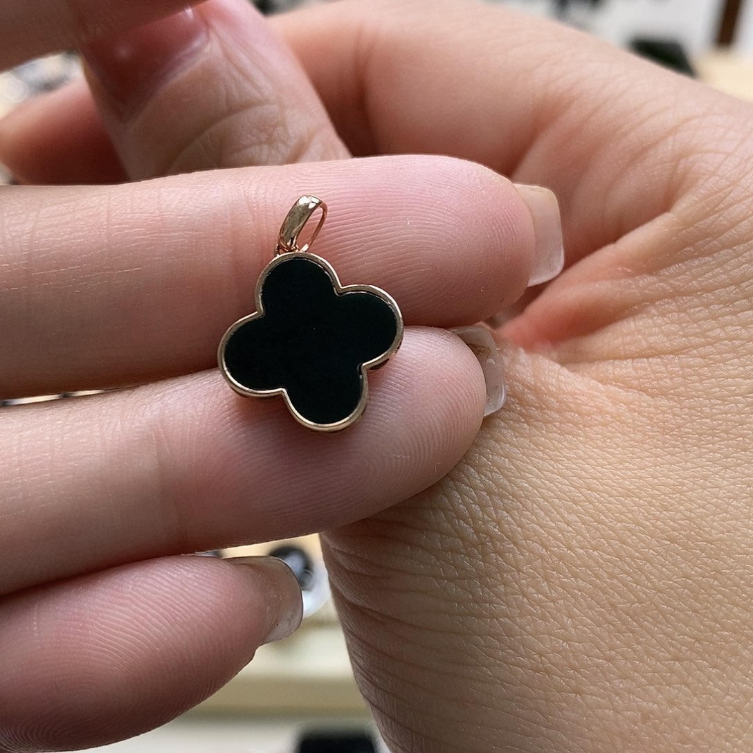 翡翠颈饰18K金镶嵌墨翠