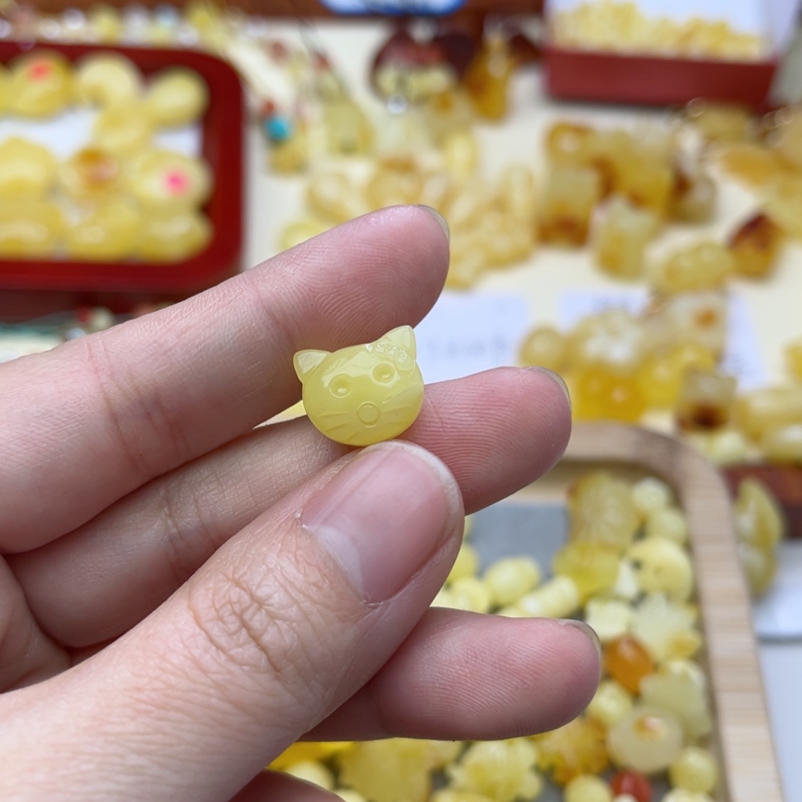 【闪购商品】蜜蜡裸石未镶嵌配饰