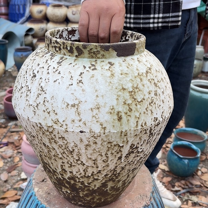 高度32厘米口16厘米微瑕疵