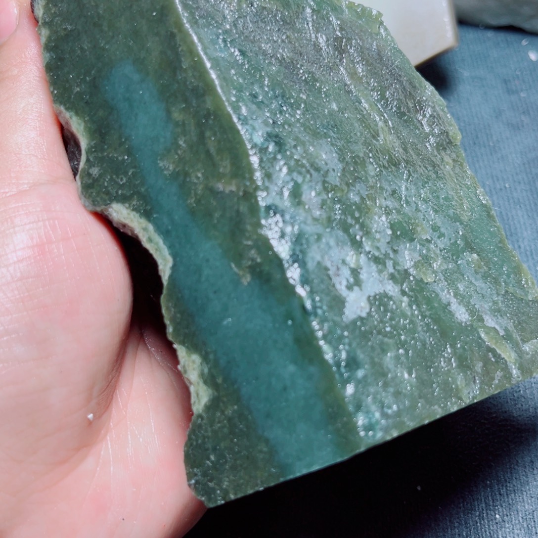 和田玉未镶嵌珠宝奇石