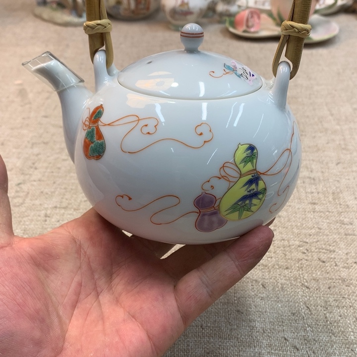 金瓷阁家的美丽瓷器