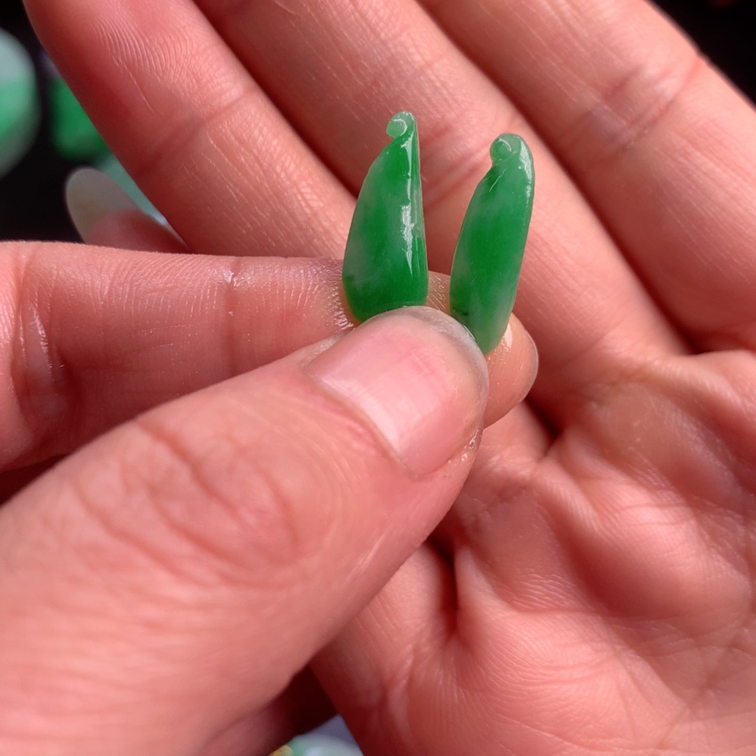 未镶嵌定制翡翠长*翡翠