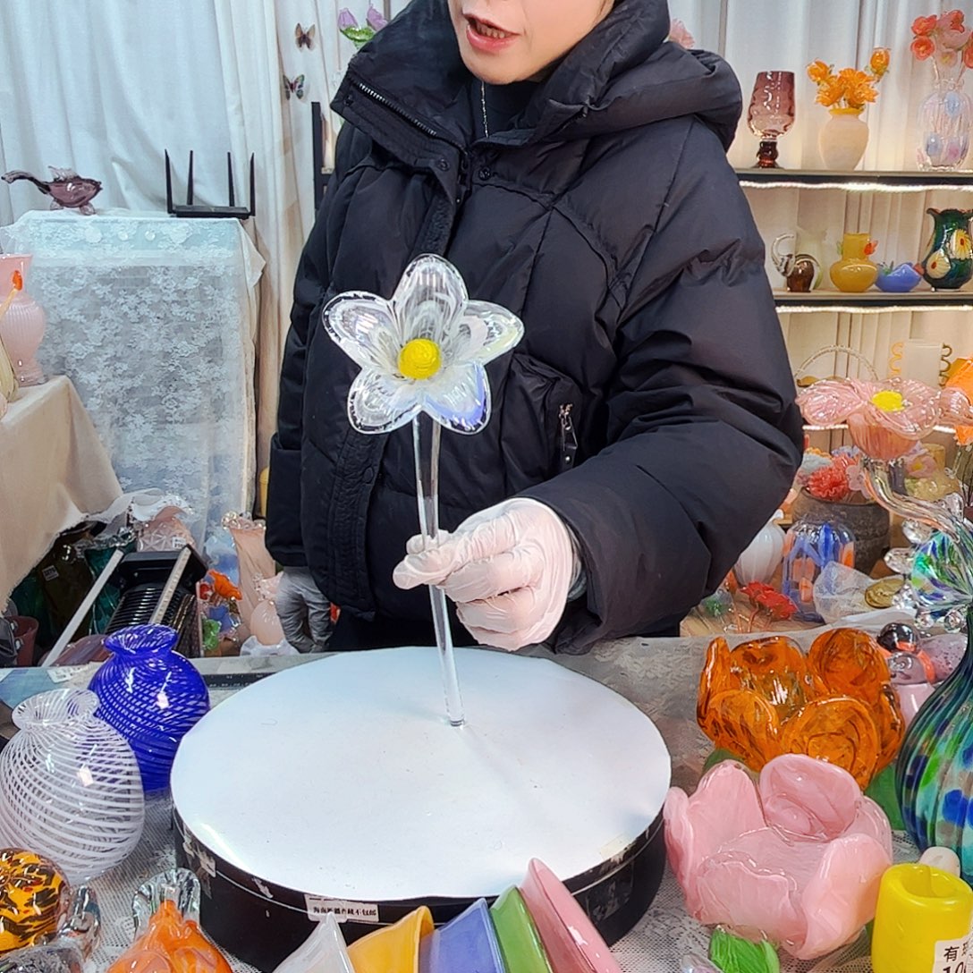 小花家悦美居琉璃工艺品