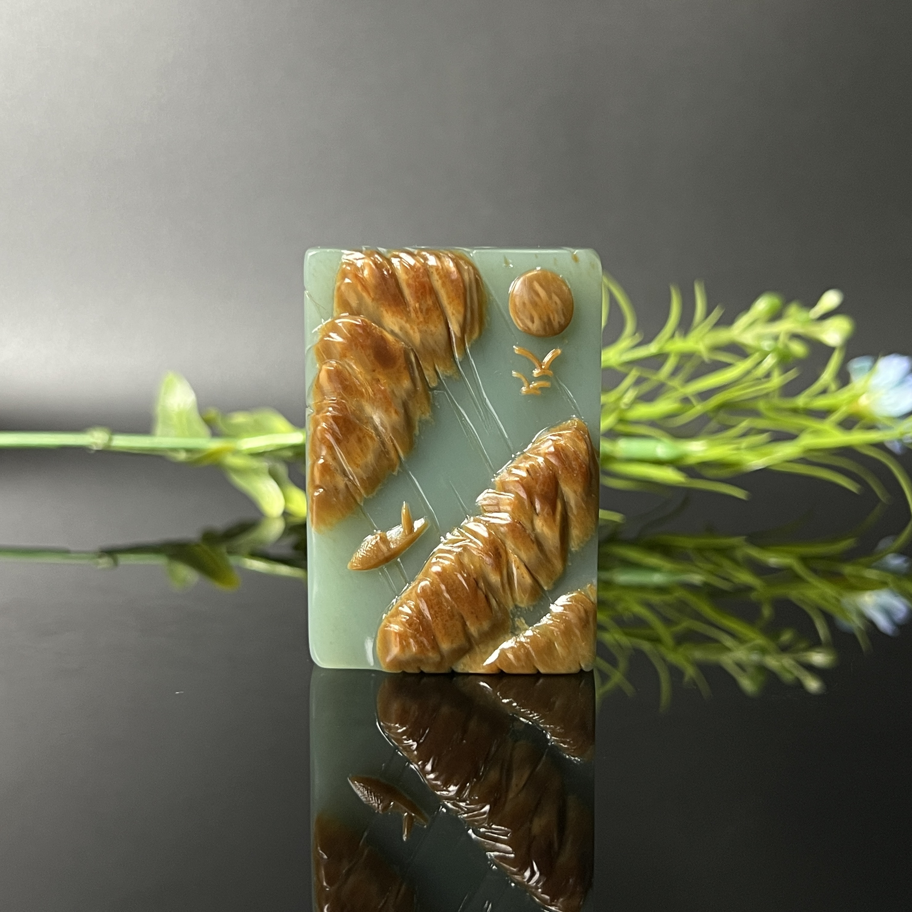 1226GC8830和田玉挂件