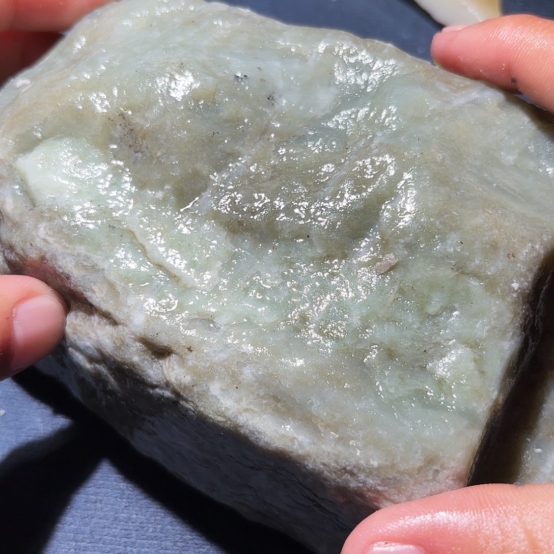 和田玉未镶嵌珠宝奇石