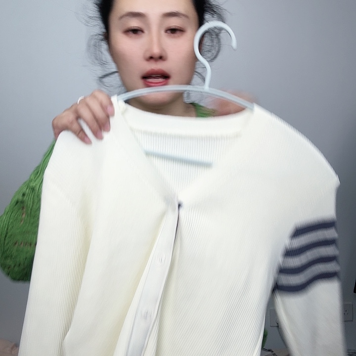 无敌美丽巨好看的衣服微瑕