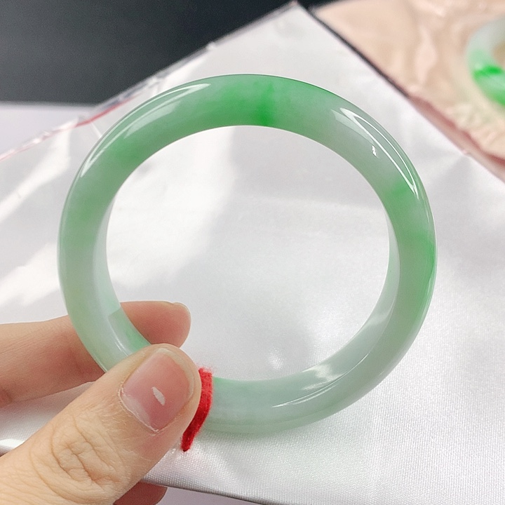 未镶嵌手镯翡翠翡翠907