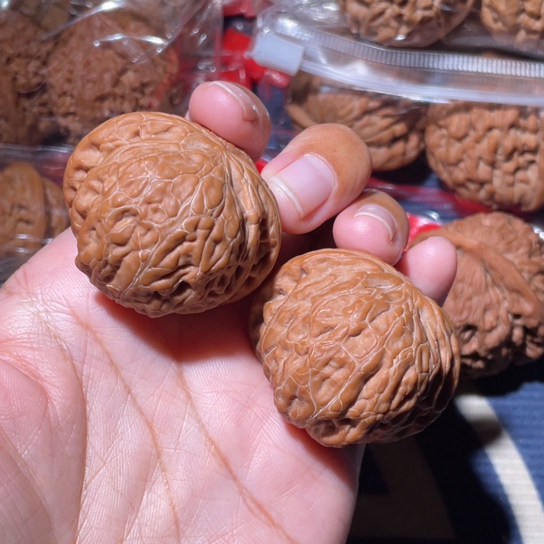 ㅤ***G文玩核桃吊坠铁锤40