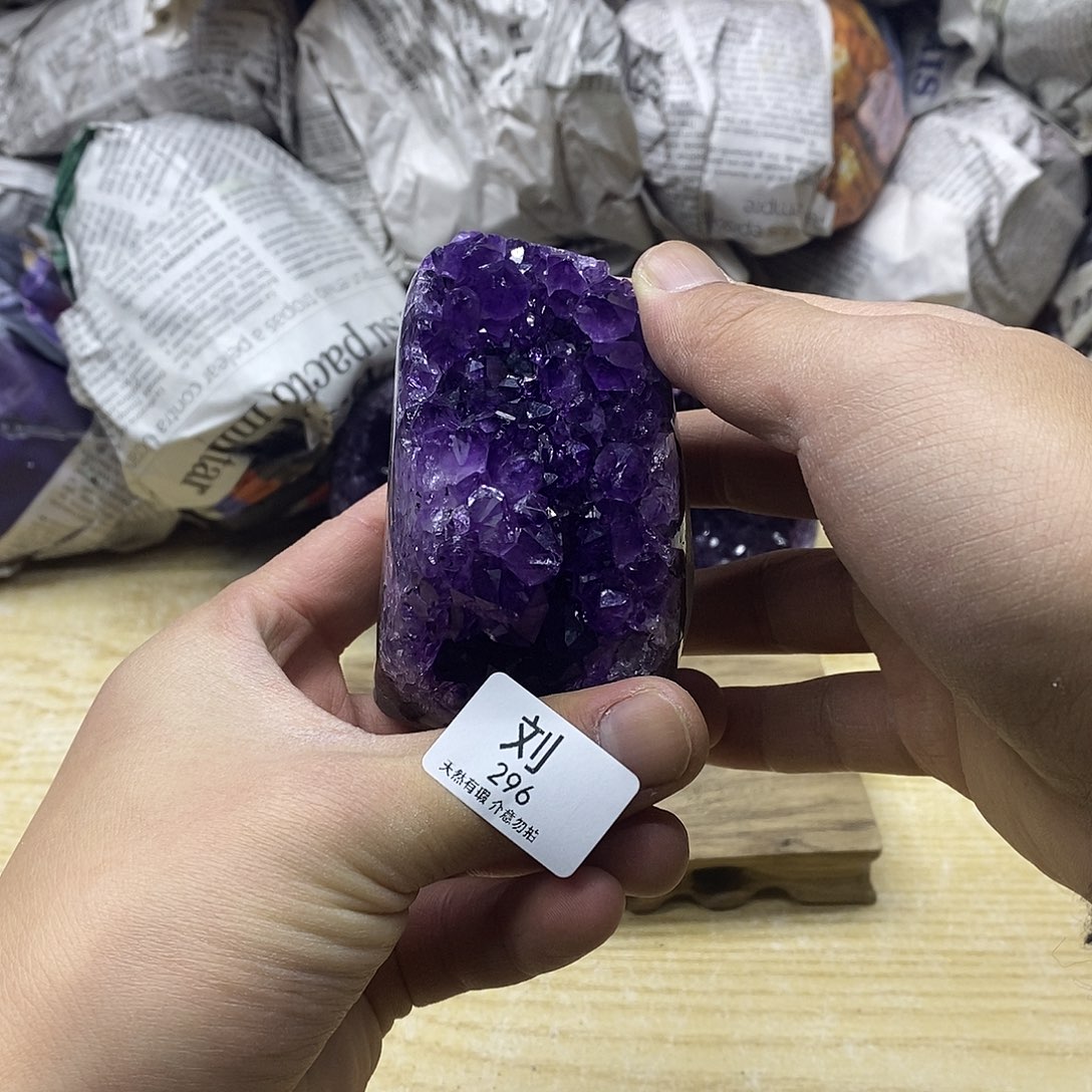 珠宝半成品水晶未镶嵌