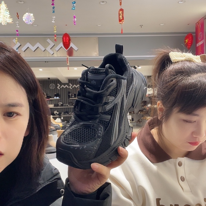 玛莎玛索女大面37