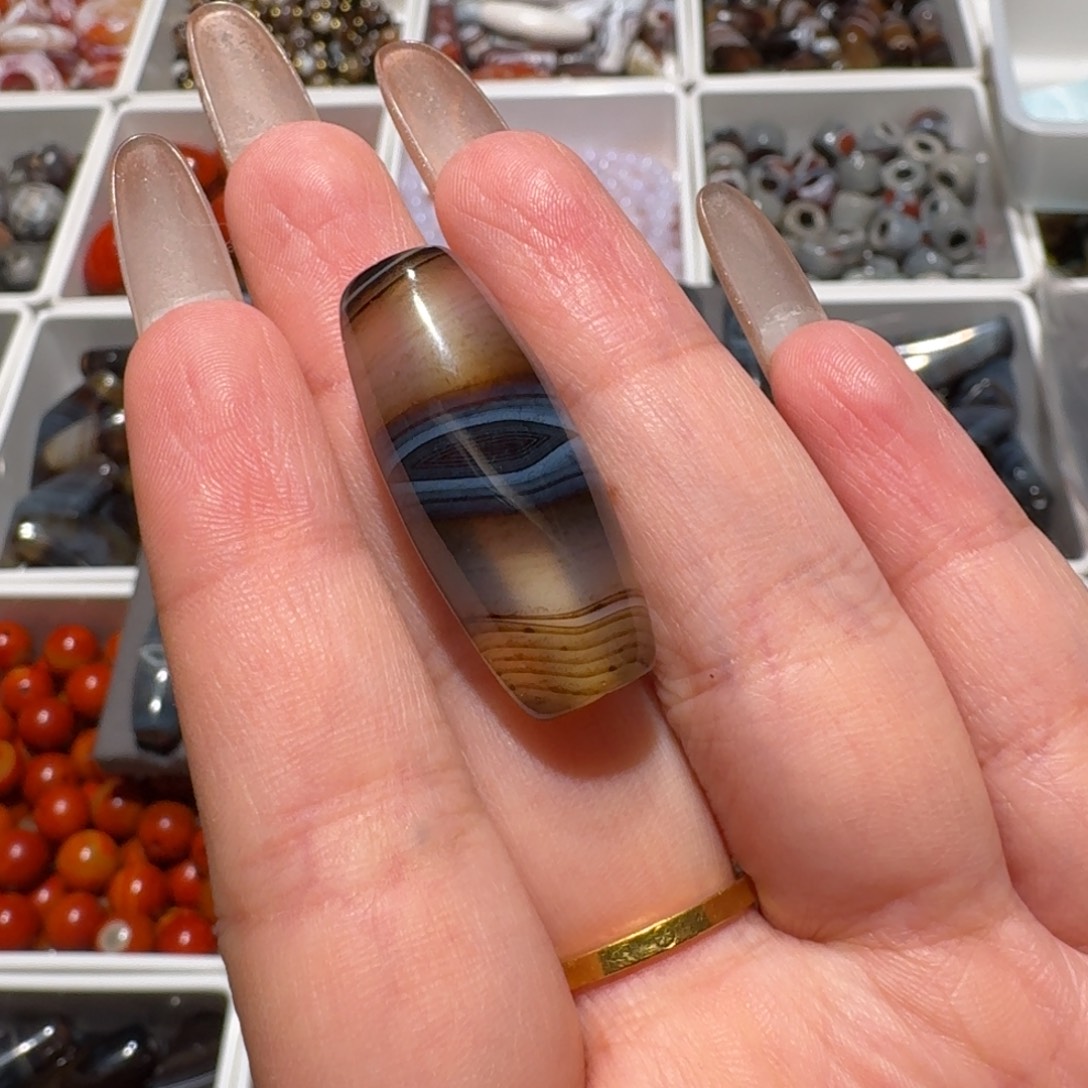 玛瑙/玉髓未镶嵌珠宝半成品