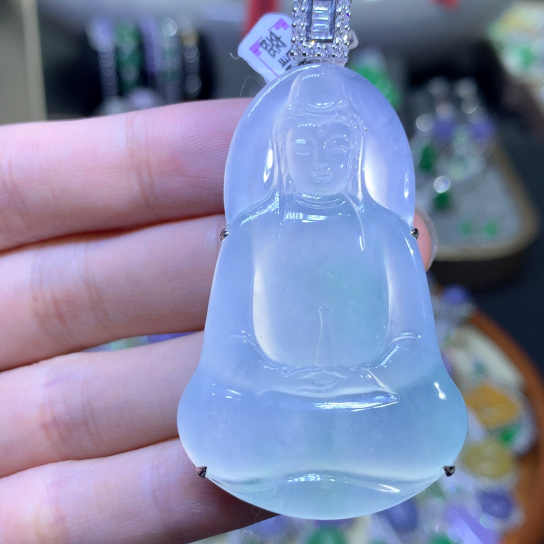 【闪购商品】翡翠颈饰18K金镶嵌翡翠吊坠项链