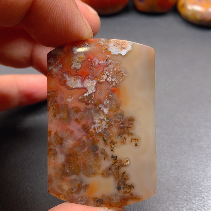 玛瑙/玉髓颈饰未镶嵌水*