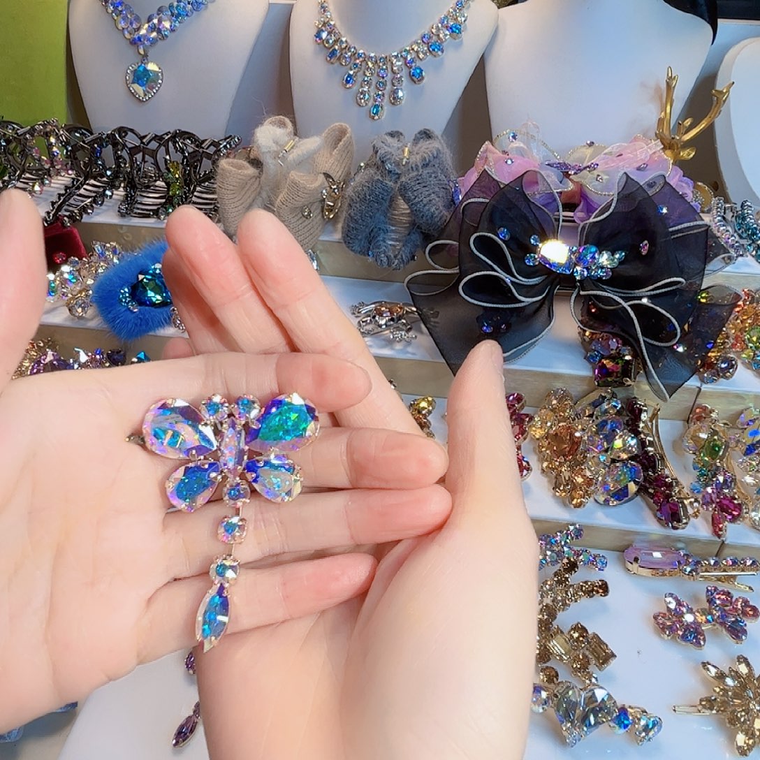 我***姐布艺合金施华胸针