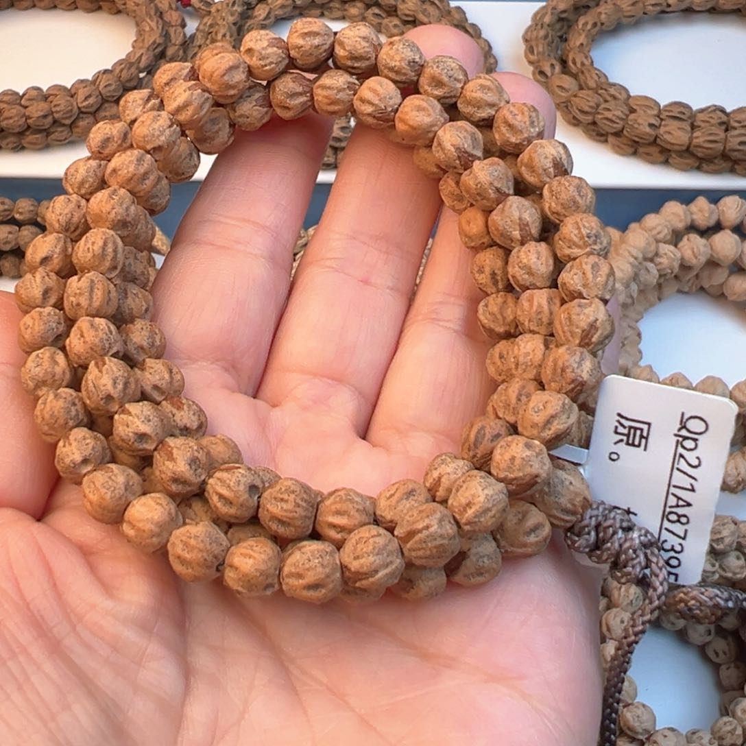 柏香籽/百香籽吊坠话*