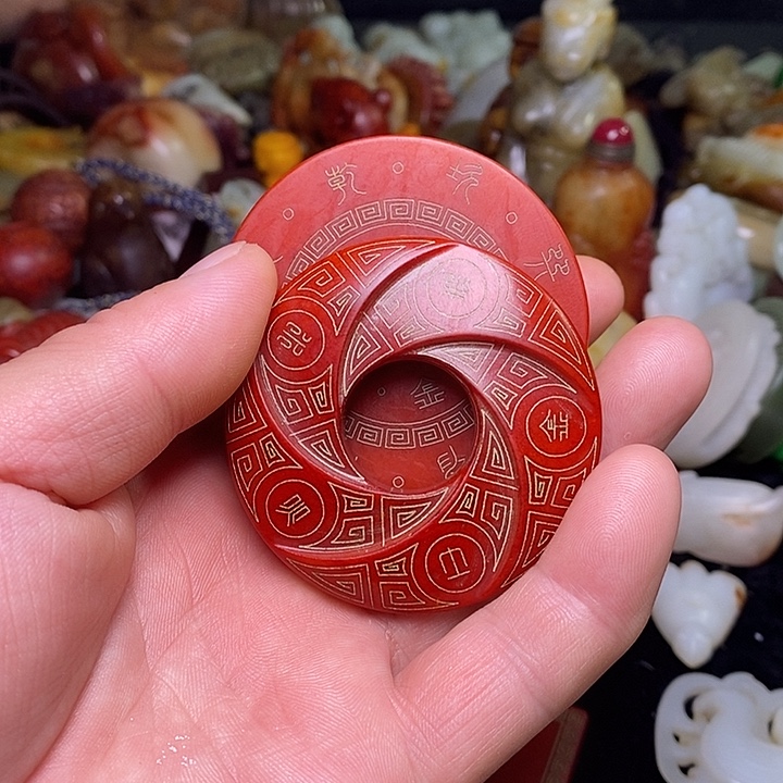 用***8和田玉（糖玉）未镶嵌挂件