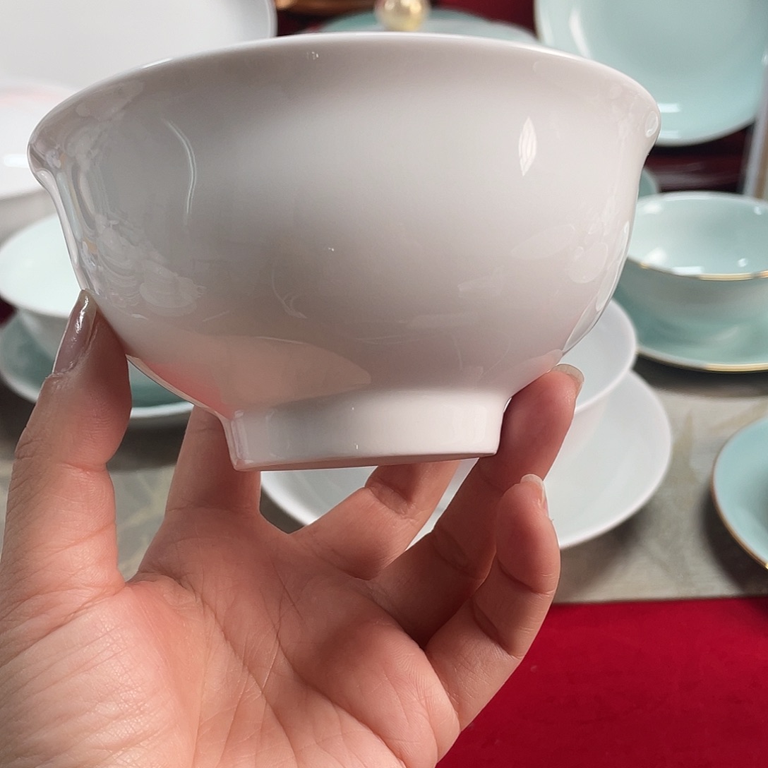 2只甜白釉4.75英寸饭碗