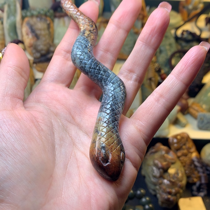 岫岩河磨玉（透闪石质玉）手链未镶嵌