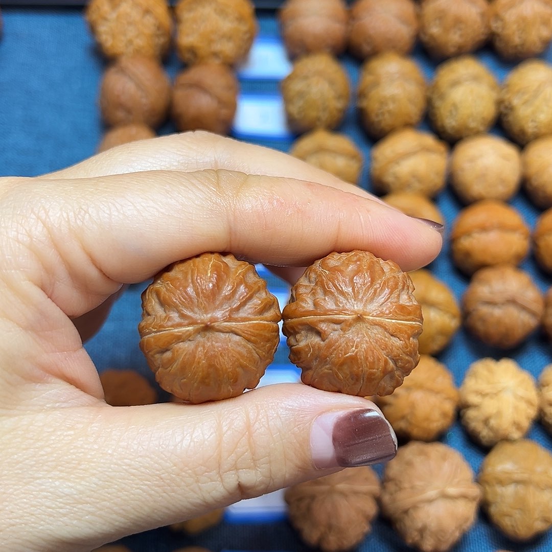 嗲***宝吊坠文玩核桃磨盘