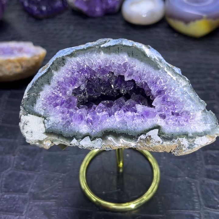 水晶未镶嵌珠宝半成品