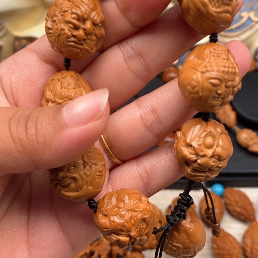 【闪购商品】橄榄核吊坠橄榄手工雕刻工艺