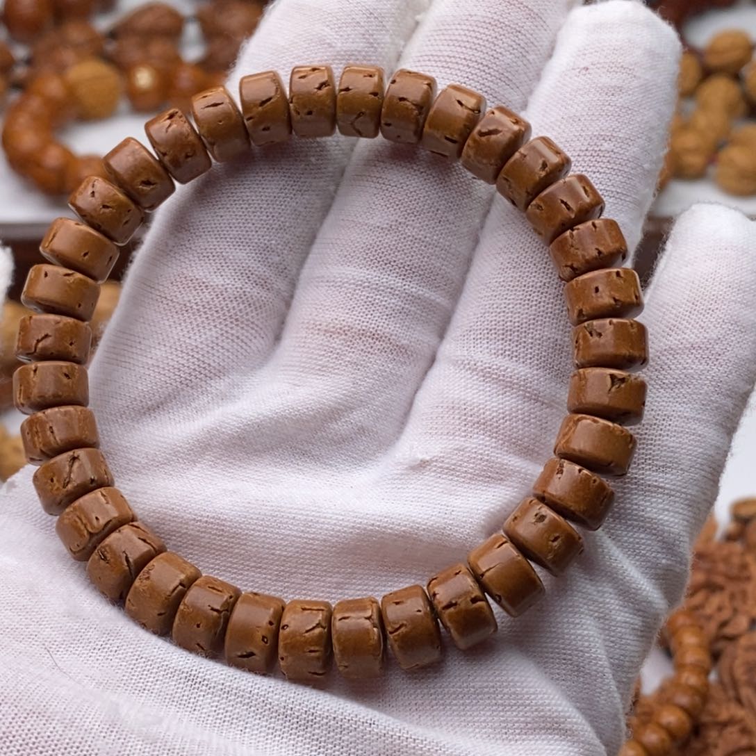 桃核手工艺品制作