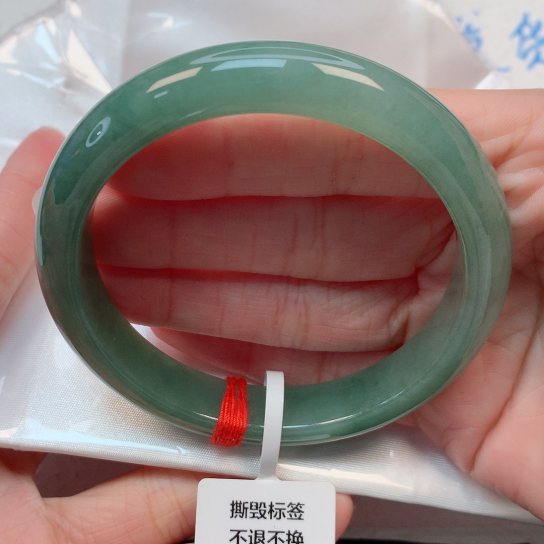翡翠手镯未镶嵌60.4圈 油青底
