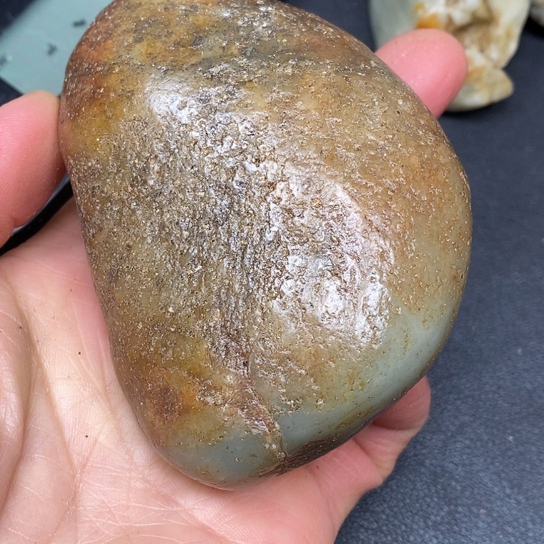 和田玉未镶嵌珠宝奇石