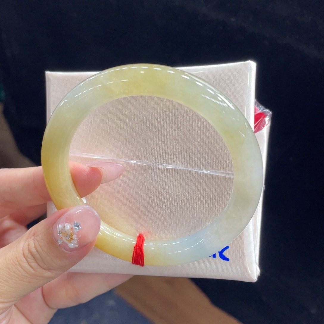 翡翠未镶嵌手镯02号 54.5圆条冰黄翡