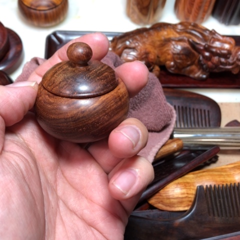 黄花梨/降香黄檀罐