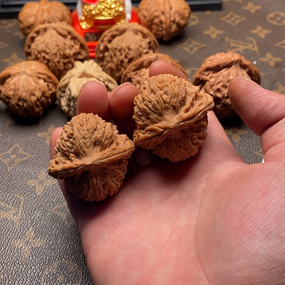文玩核桃精品对南疆全品42