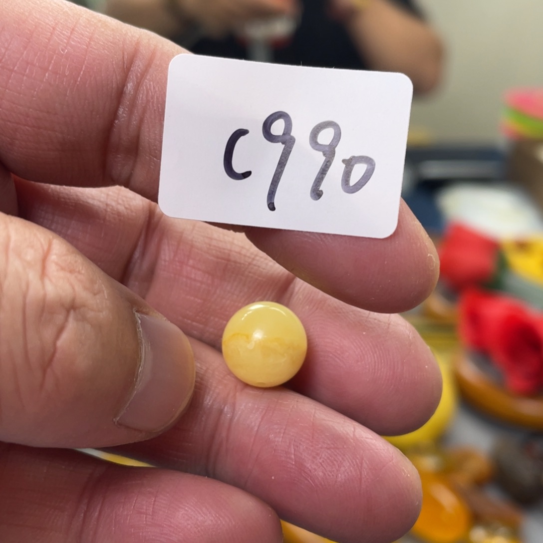 手链琥珀未镶嵌多样性发，发其中一件